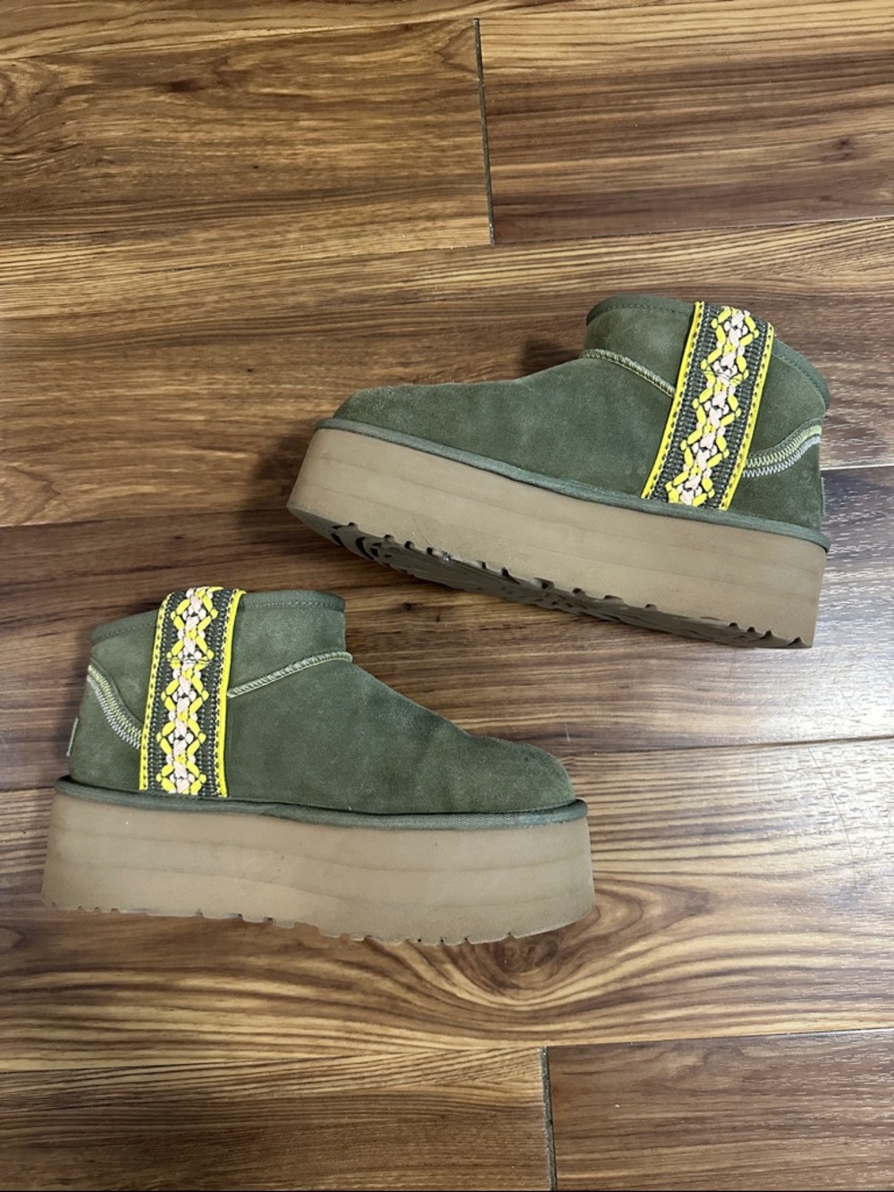 UGG Classic Ultra Mini Braid Platform Burnt Olive Suede Sheepskin Size 8 Women